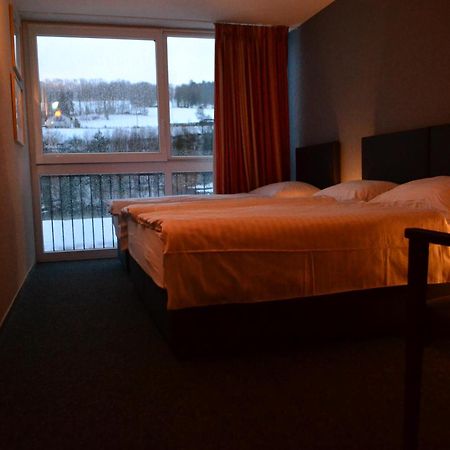 Hotel Les Rives Du Doubs Les Brenets ภายนอก รูปภาพ