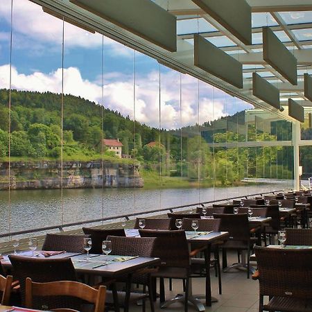 Hotel Les Rives Du Doubs Les Brenets ภายนอก รูปภาพ
