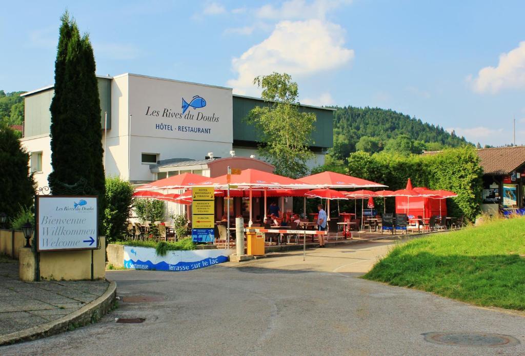 Hotel Les Rives Du Doubs Les Brenets ภายนอก รูปภาพ