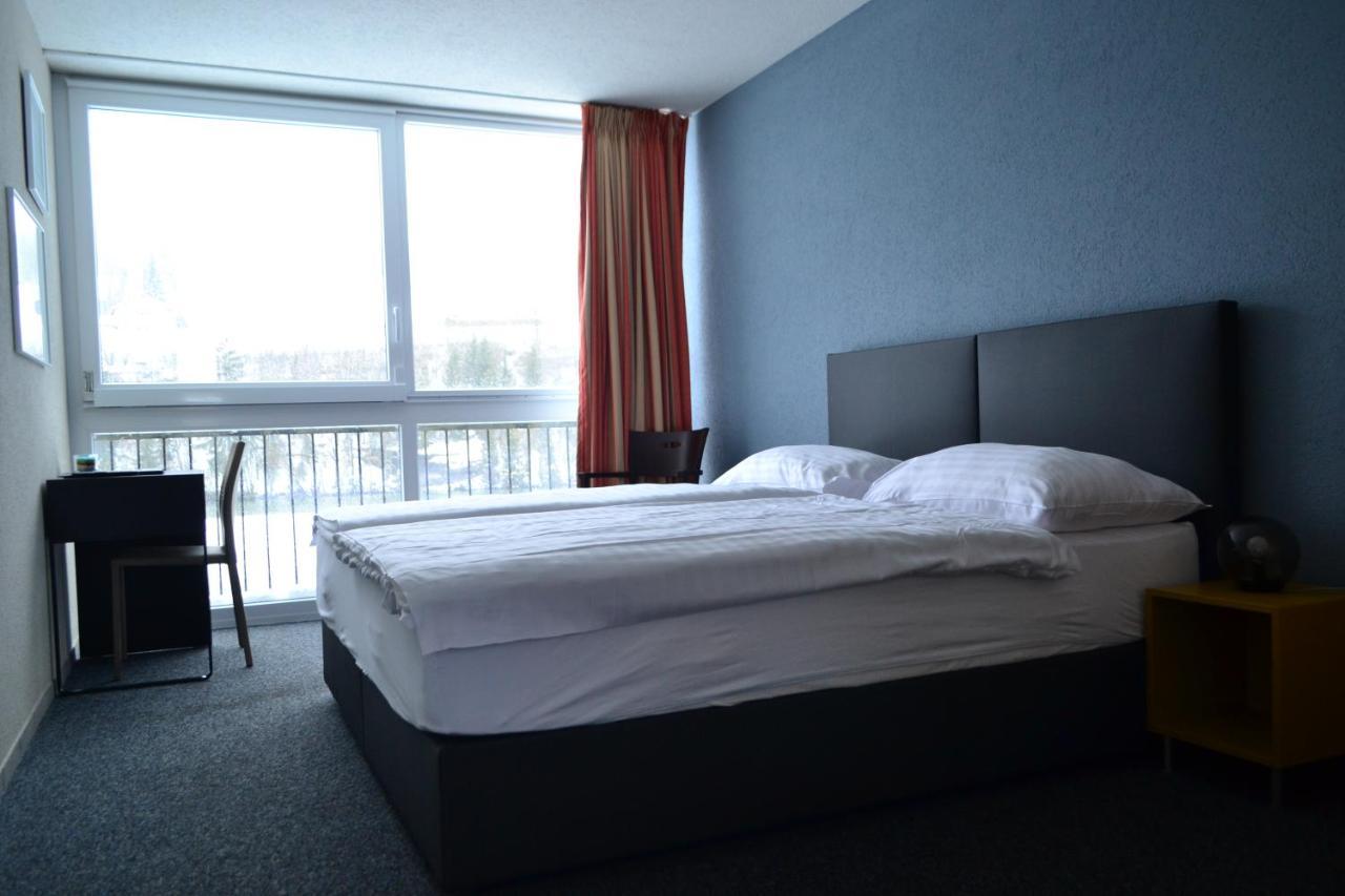 Hotel Les Rives Du Doubs Les Brenets ภายนอก รูปภาพ